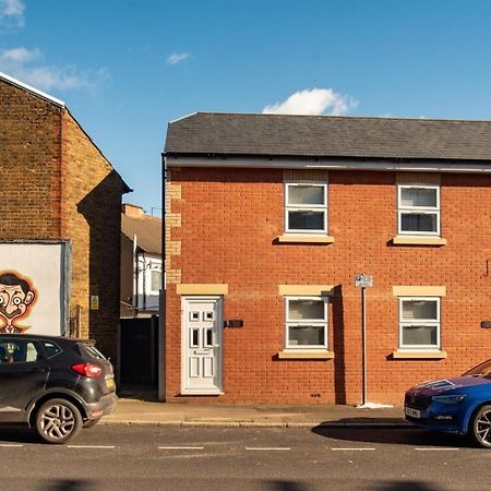 Watford Central Serviced Apartments Luaran gambar