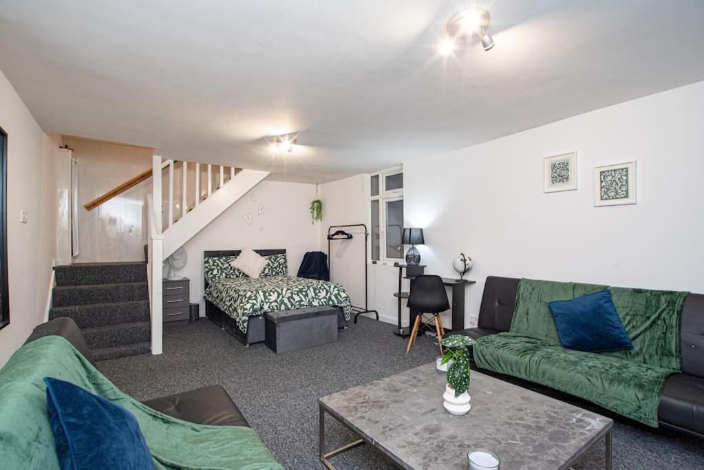 Watford Central Serviced Apartments Luaran gambar