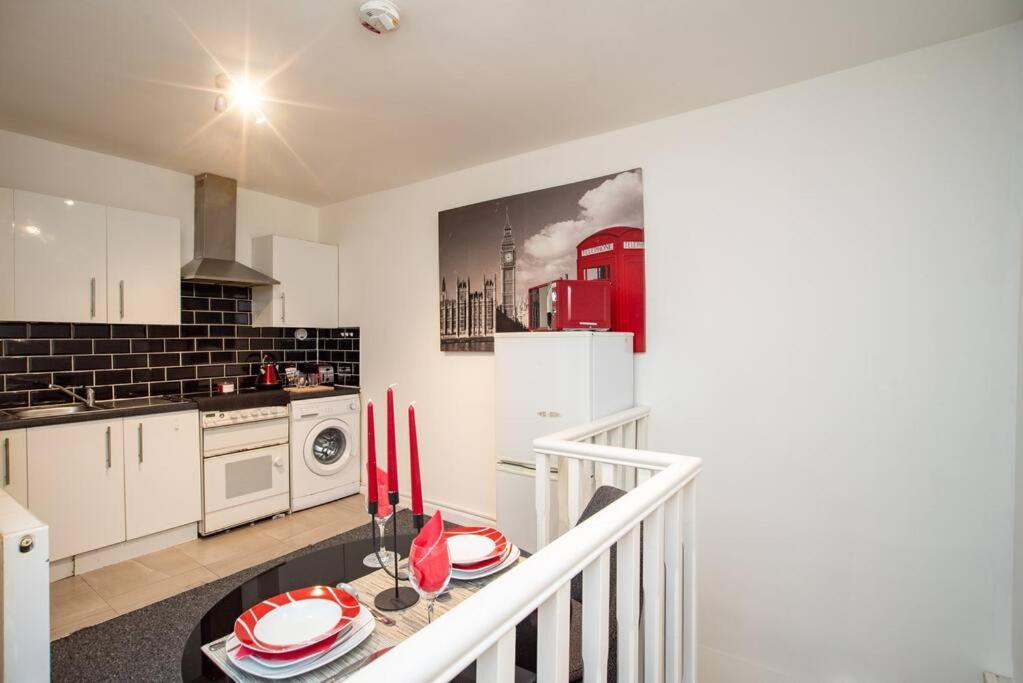 Watford Central Serviced Apartments Luaran gambar