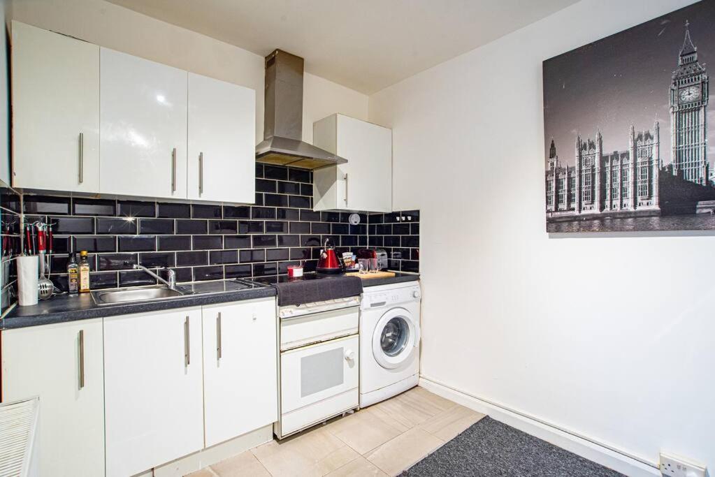 Watford Central Serviced Apartments Luaran gambar